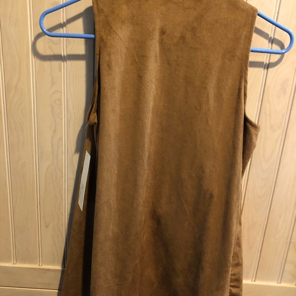 3/$15 ten sixty Sherman GIRLS vest - Picture 2 of 2